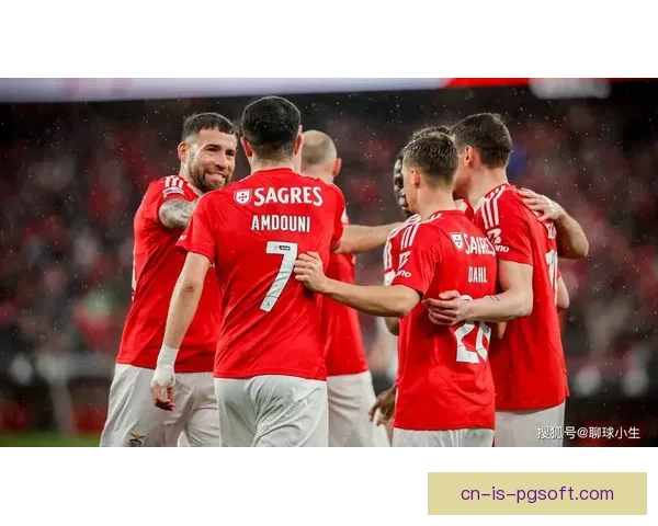 欧冠生死战门将神级扑救改写比赛走向与最终胜负的瞬间定格历史 欧冠生死战门将神级扑救改写比赛走向与最终胜负的瞬间定格历史